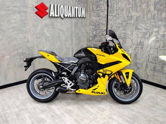 SUZUKI GSX-8R SUZUKI GSX-8R